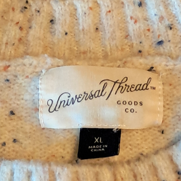 Universal Thread Women's Cream Color Crewneck Sweater XL - Picture 5 of 7